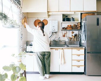 52歳、築50年の団地住まい。「狭くても快適」な自分らしいコンパクト暮らし：11月に読みたい記事