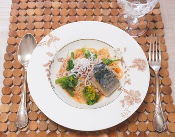 サバ缶とトマトソース缶の最強ハーモニー！味つけいらずの冷製パスタ