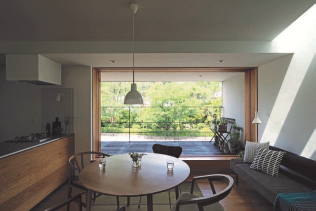 自然を楽しむダイニングキッチン