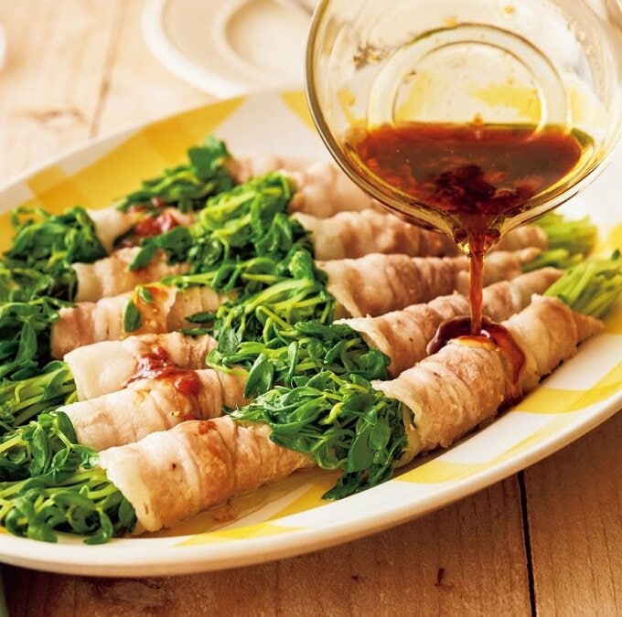 豆苗の肉巻き梅オリーブじょうゆダレ