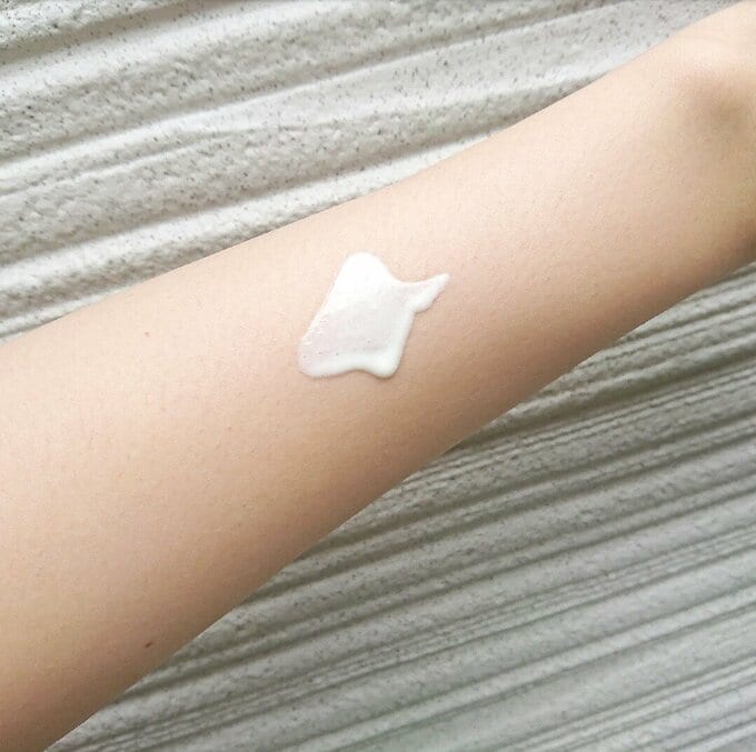 高密着UVカットミルク