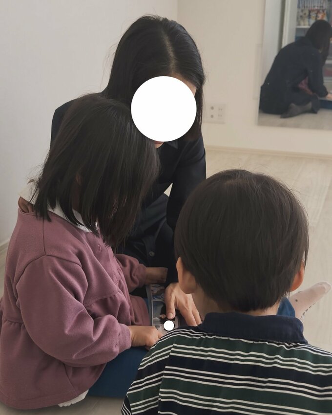 子どもと遊ぶ