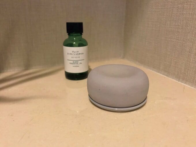 アロマオイルとストーン