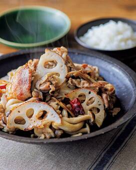 味つけは塩だけキンピラ。豚肉とシャキっとレンコンがたまらない