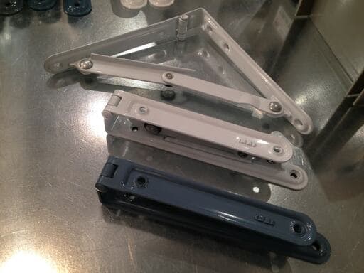 メカニカル棚受け