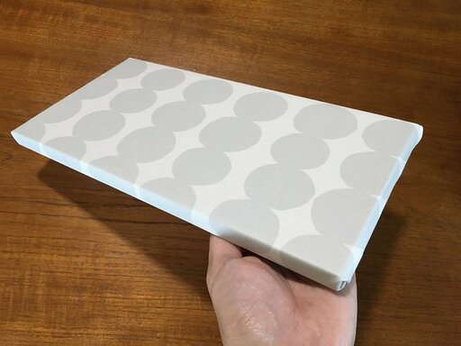 完成した棚板の表側