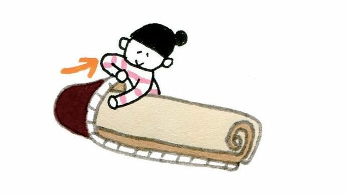 巻き込まれたファスナーを引き出しカバーで布団を包む