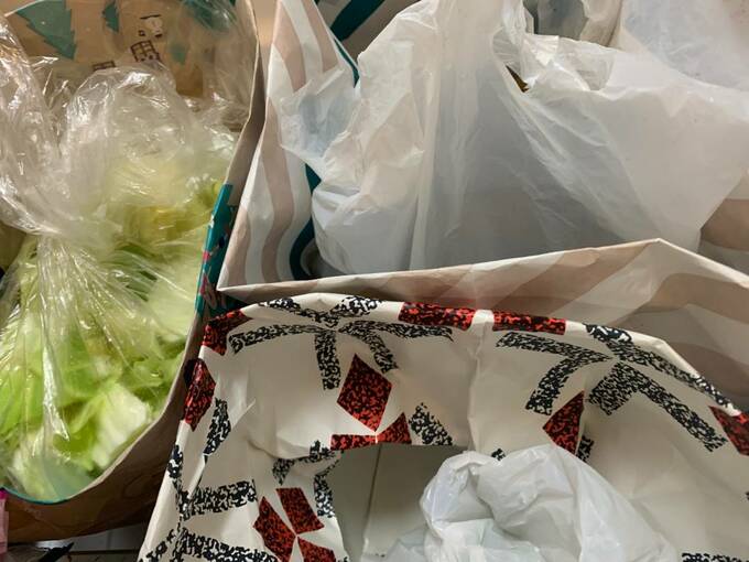 野菜室の紙袋アップ