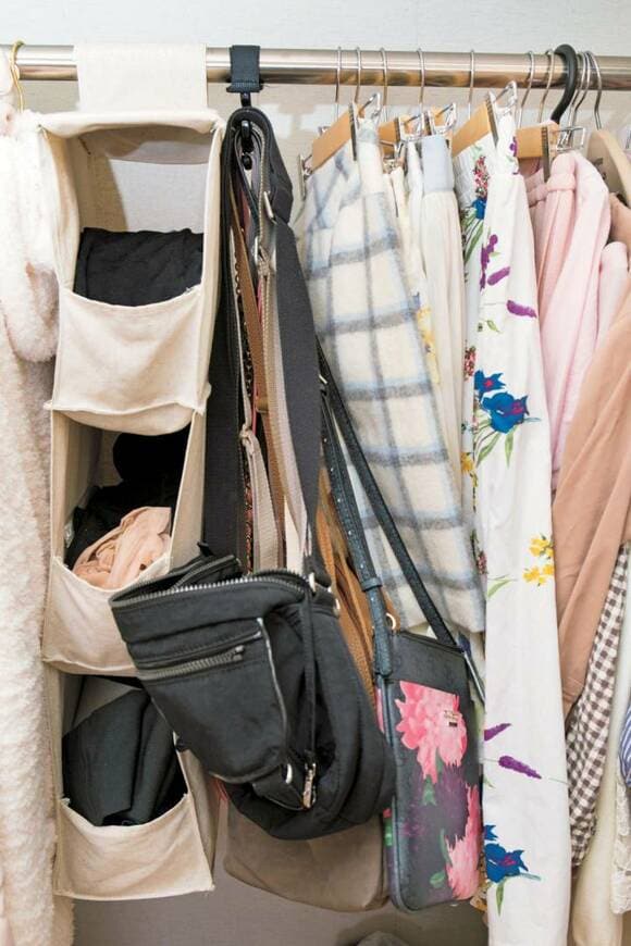 ぎゅうぎゅうのクローゼット