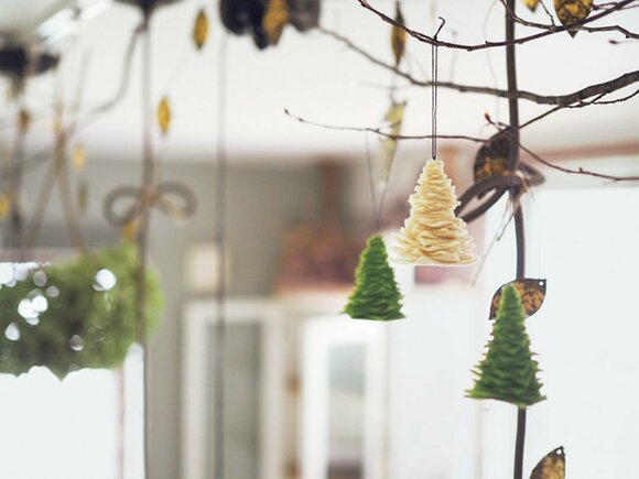 モビール風フェルトオーナメント