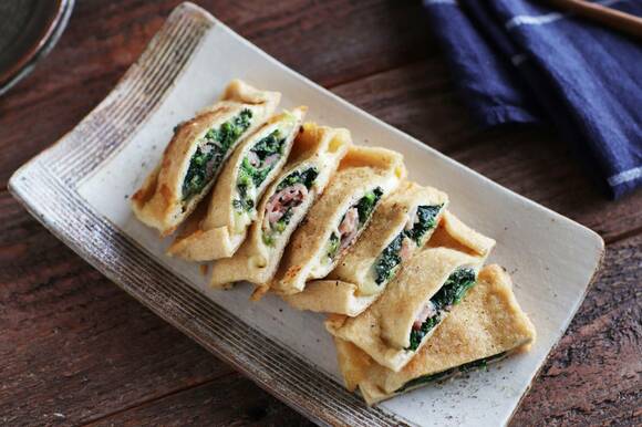 ●油揚げを洋風に。中からとろっとチーズとベーコンが…