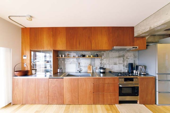 マンションリノベ事例 幅4mの壁付けキッチンでdkを広々プランに 家族みんなで使ってます Esseonline エッセ オンライン