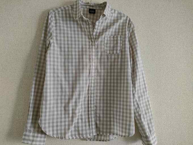 フリマで買ったお気に入りのシャツ