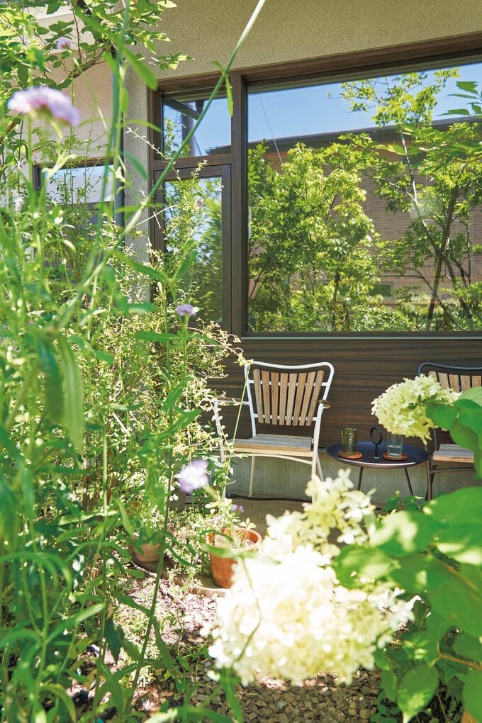 草花を眺める場所