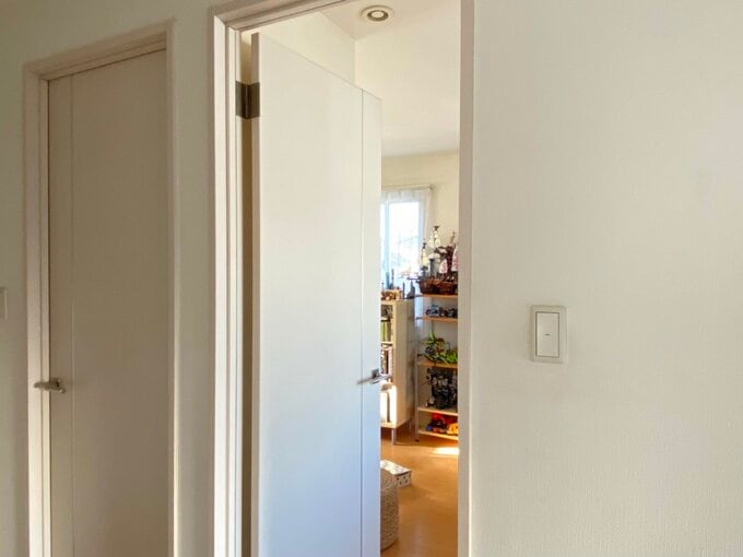 扉がふたつある子ども部屋