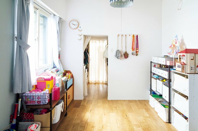 オープンなプレイスペースとして使用している子ども部屋
