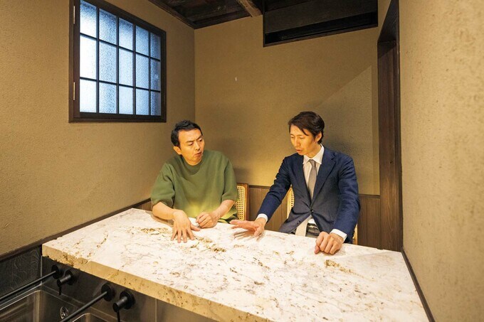 琉球石灰岩のカウンター