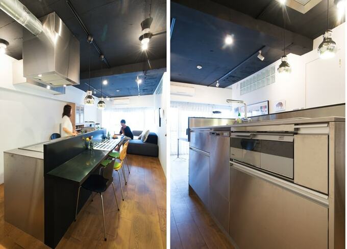 カウンターとテーブル付きキッチン