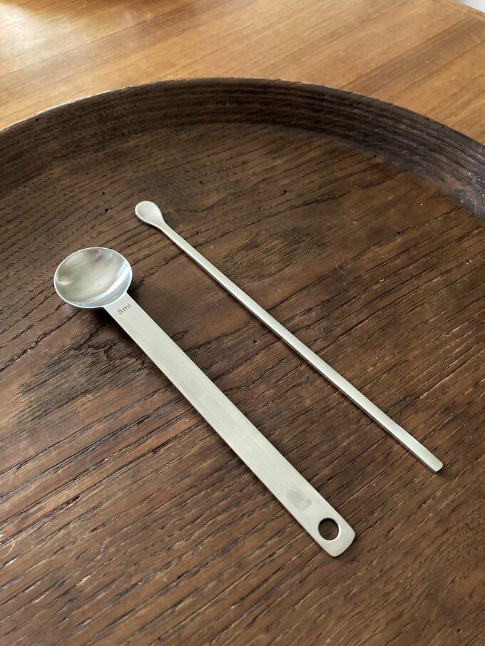 マドラーと小さじ