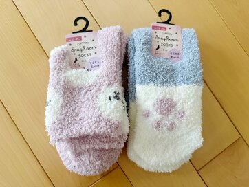 アラフォーがリピ買い「セリアのルームソックス」。110円でしっかり厚手でかわいい