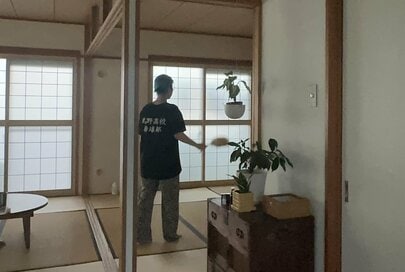 年間5着の服で暮らすなかで「部屋着を見直し」。お気に入りを毎日着て、心にも変化が
