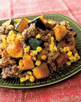 材料を入れて放置でOK。うま味ギュッ！のフライパン蒸し