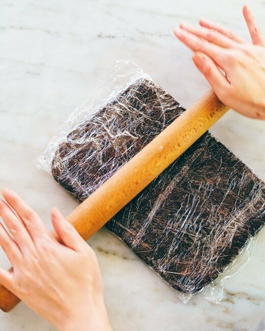 クッキー生地を伸ばす