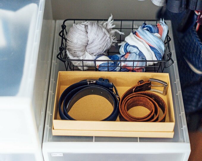 ベルトスカーフなど