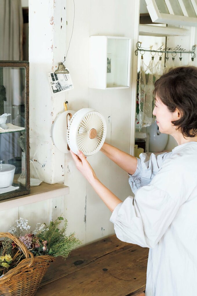 壁掛け扇風機