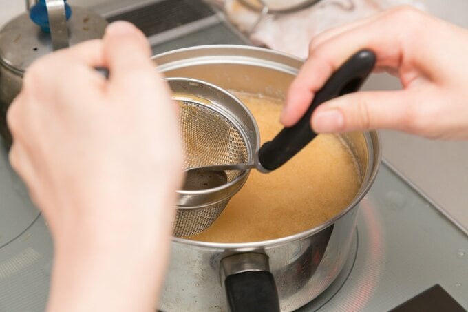 みそ汁づくりのイメージ画像