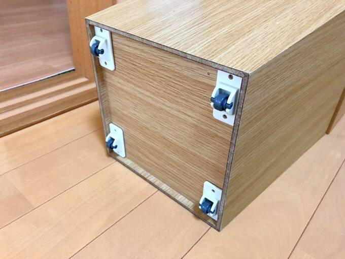 ゴミ箱にキャスター