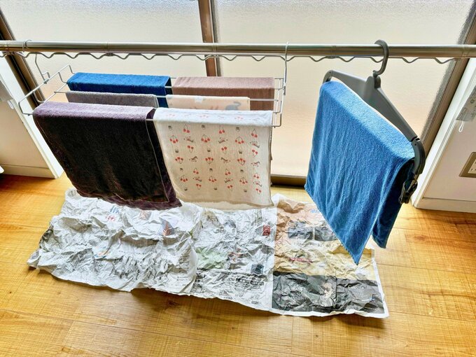 新聞紙部屋干し