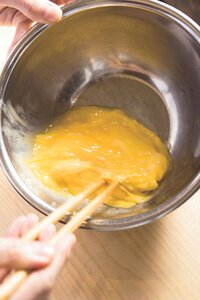 しっかり溶きほぐす→卵焼きや茶碗蒸しに