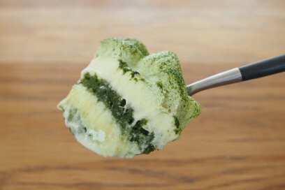 ファミマ×老舗抹茶スイーツ最新レビュー！甘さ控えめで抹茶の苦味が上品ウマッ