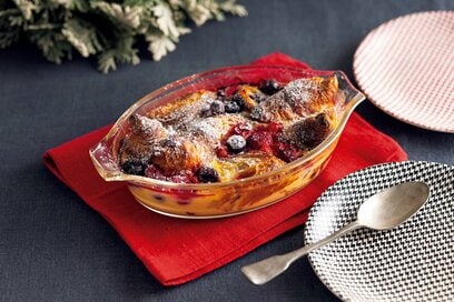 カルディのクロワッサンでつくる絶品「パンプディング」。年末年始のパーティにも