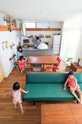 置き方＆選び方で解決！リビングにものを増やさないシンプルな基準