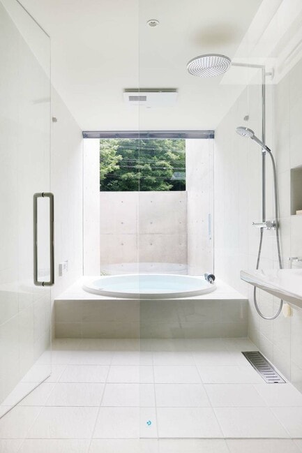 バスルーム全景