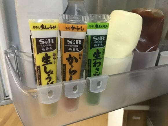 チューブ類収納