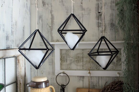 黒ストローでヒンメリ