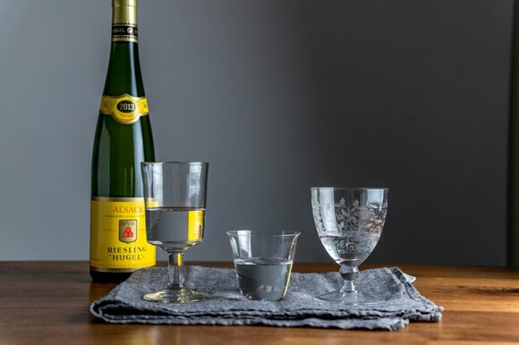 背の低いワイングラス