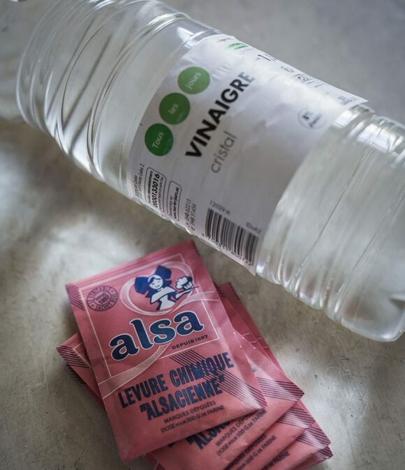 ビネガーとベーキングパウダー