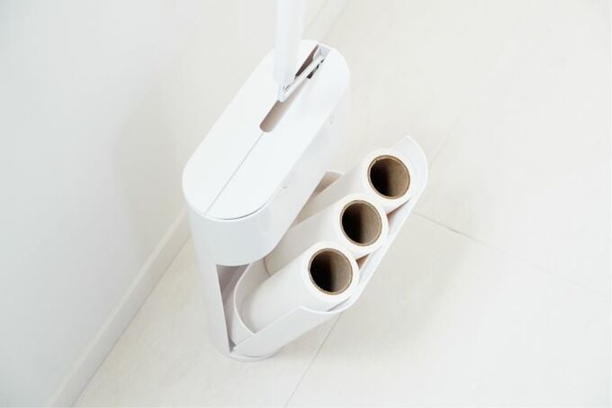 替えが3つも入るカーペットクリーナー収納