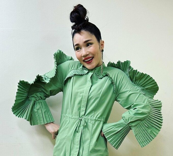 平野ノラさん