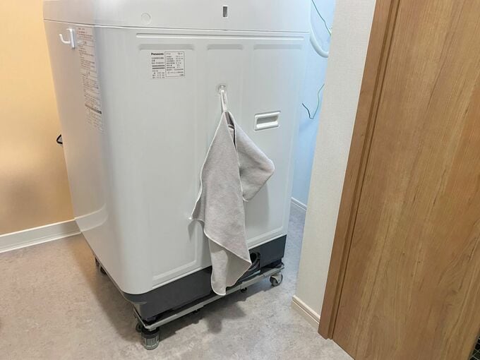 キャスターつき洗濯機台だから掃除がしやすい