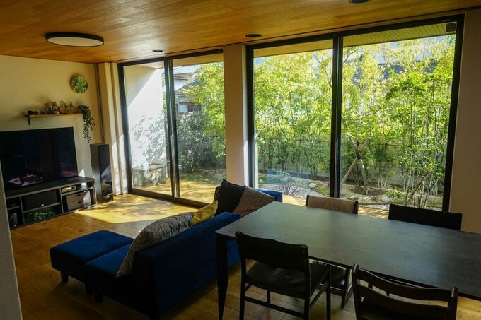 ダイニングとリビング