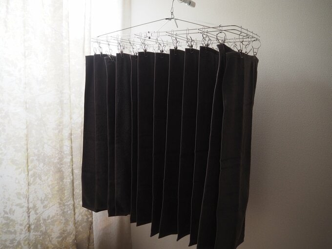 干されているフェイスタオル