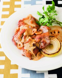 豚のガーリック焼きみそマヨソース