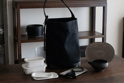 数珠にバッグ、40代が今年「買ってよかった」5選。便利なものは精神的な余裕につながる