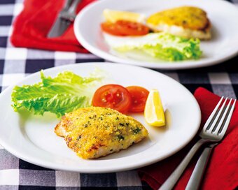 鶏胸肉のパン粉焼きレシピ。余熱でほったらかすだけでジューシーに