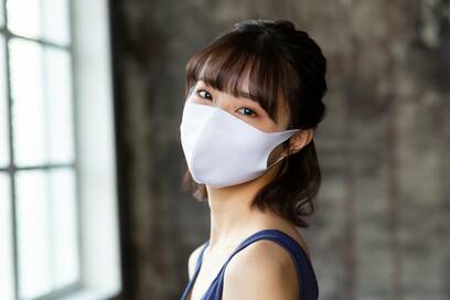 暑くなるとマスク口臭が進行！「舌掃除」+「美唾液プッシュ」で解消を